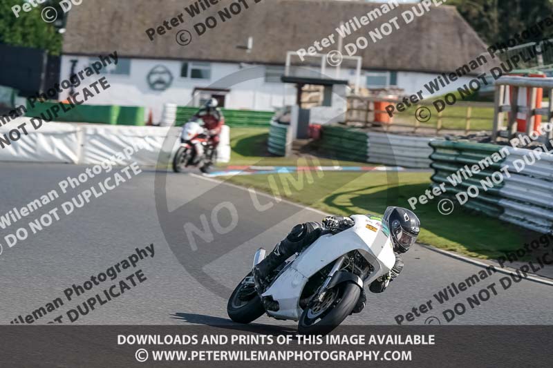 enduro digital images;event digital images;eventdigitalimages;mallory park;mallory park photographs;mallory park trackday;mallory park trackday photographs;no limits trackdays;peter wileman photography;racing digital images;trackday digital images;trackday photos